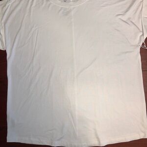 Women’s Ultra-soft Lounge Top